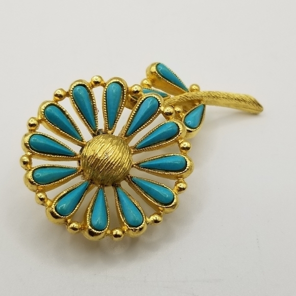 Vintage BSK Turquoise Gold Tone Flower Daisy Costume Jewelry Pin Brooch Signed - Picture 4 of 10